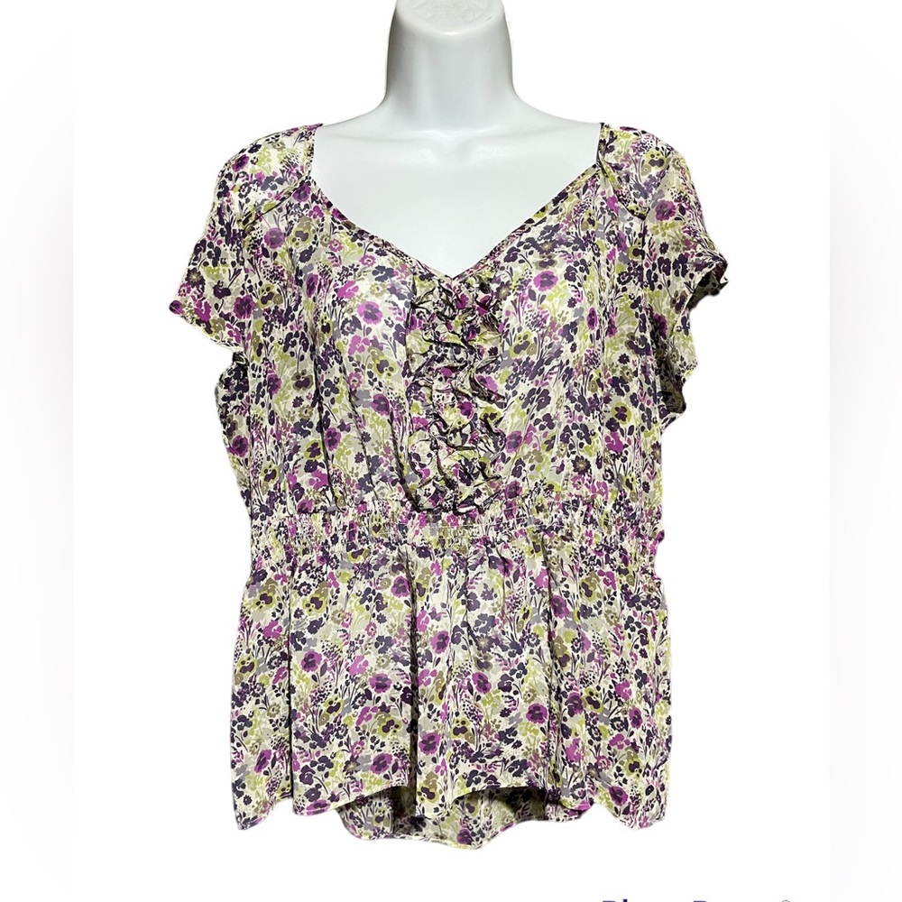 !!Host Pick!! Elle floral top